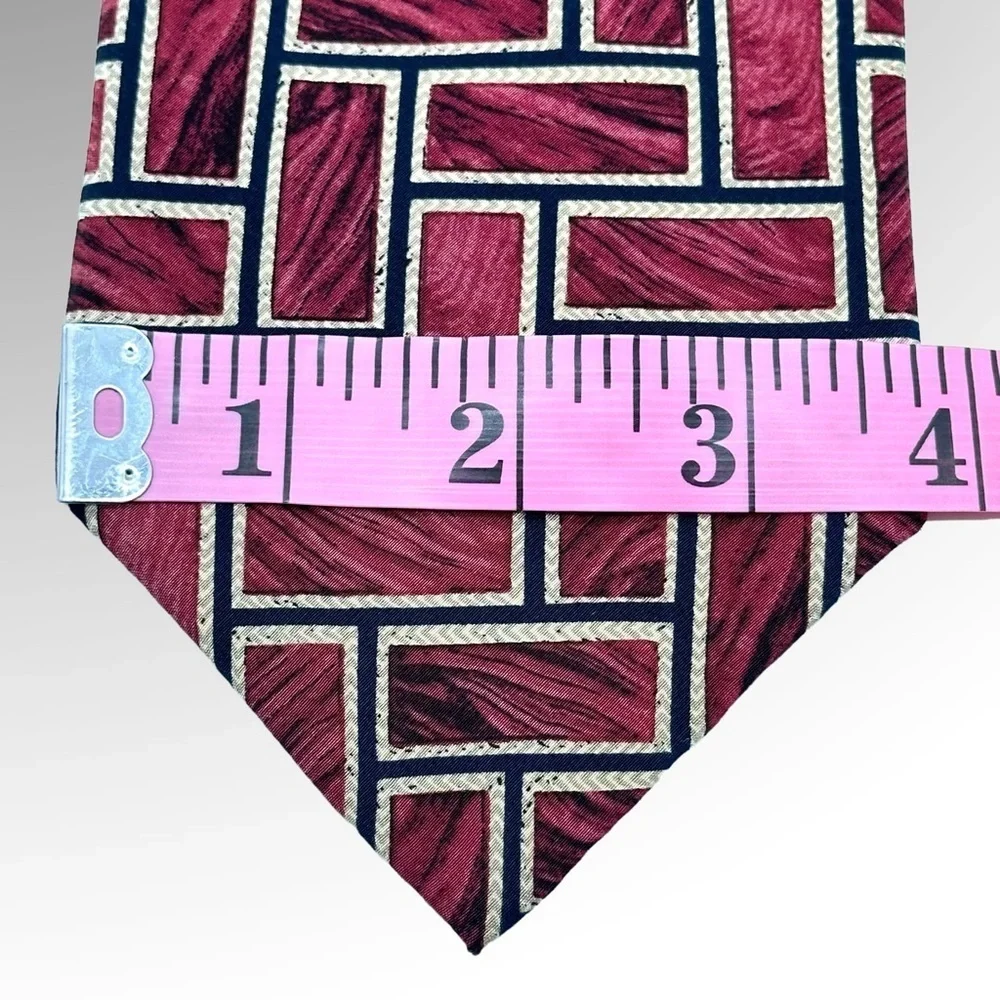 Valentino Cravatte 100% Silk Vintage Necktie
